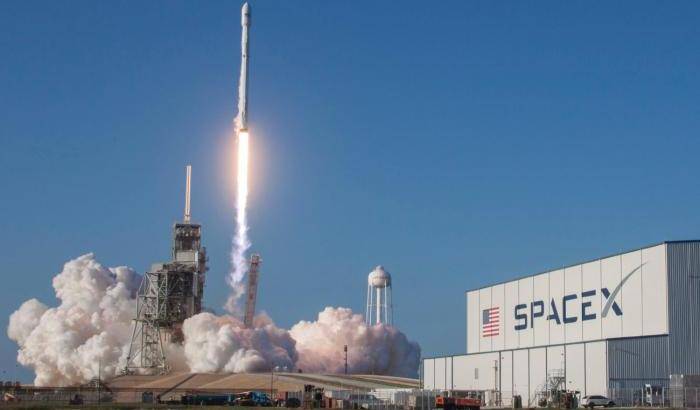 La valutazione SpaceX raggiunge i 24 miliardi di dollari