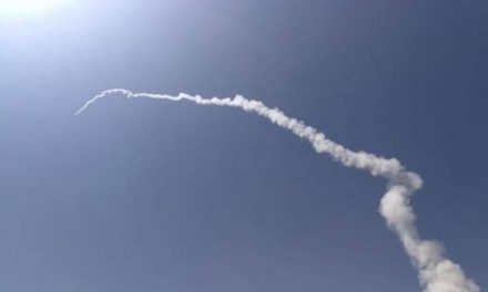 Cina, dodici lanci in quattro mesi