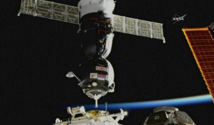 Nasa, sulla Iss con la Soyuz fino al 2020