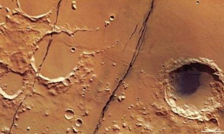 Crepe ‘giovanili’ sul volto di Marte