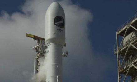 SpaceX lancia un mini shuttle militare