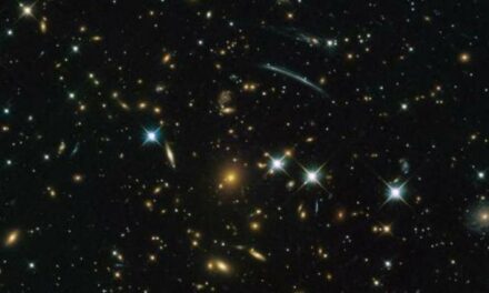 Hubble ‘sbircia’ nel passato dell’Universo