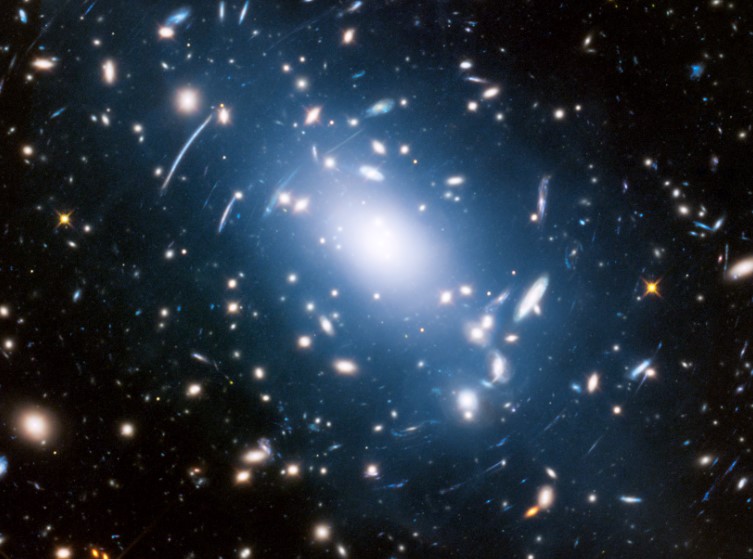 Hubble fa luce sulla materia oscura