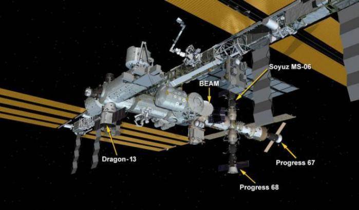 Iss, dopo Dragon partita l’Expedition 54