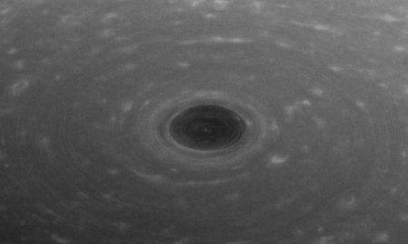 Nuvole su Saturno
