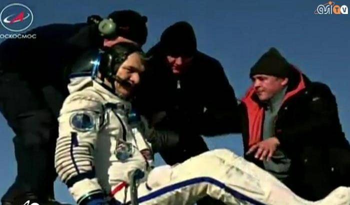 Paolo Nespoli coi piedi per terra