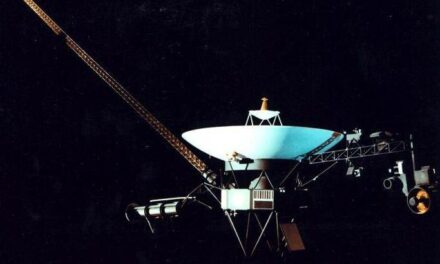 Record cosmico per le Voyager