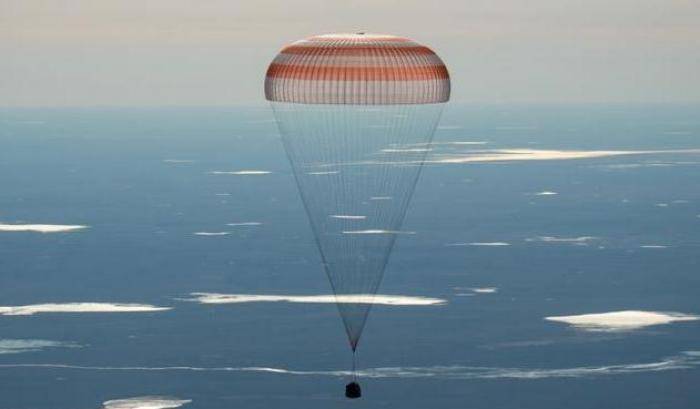 Soyuz, emergenza evitata durante un volo con equipaggio