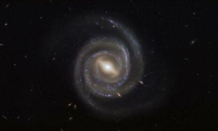 Ugc 6093, la galassia laser immortalata dal Telescopio Hubble
