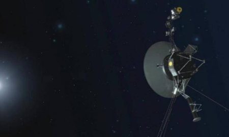 Voyager 1, riattivati i motori dopo 37 anni