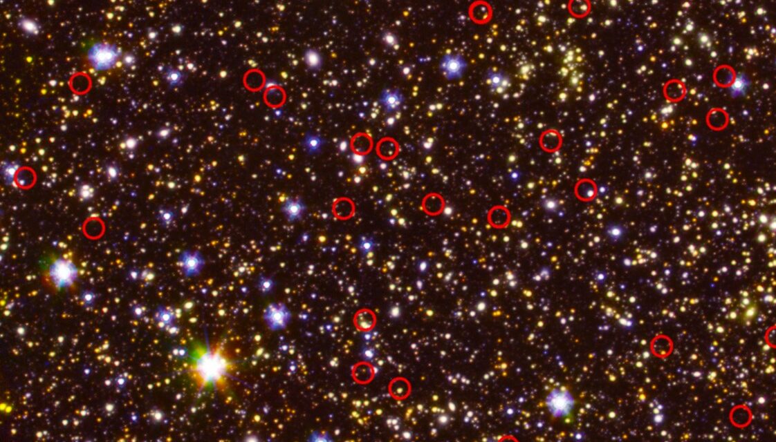 Galassie antiche, la luce nel mirino di Spitzer