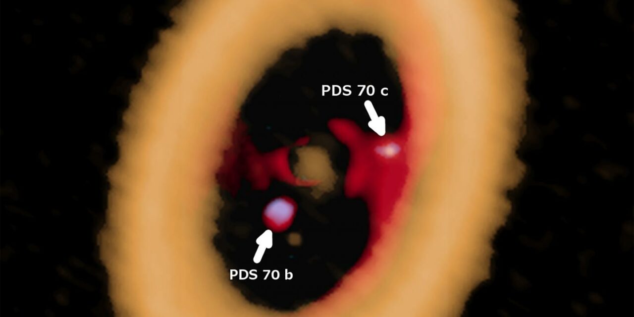 ‎Alma: un disco per proto lune