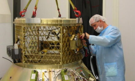Dragracer, un satellite per la spazzatura spaziale