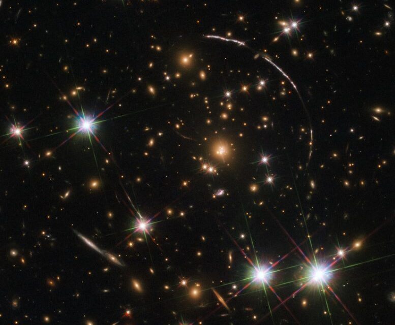 Un ‘caleidoscopio’ galattico per Hubble
