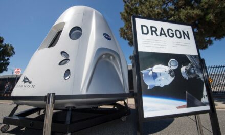 Dragon crew pronta al turismo spaziale