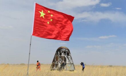 Cina, la capsula torna sulla Terra