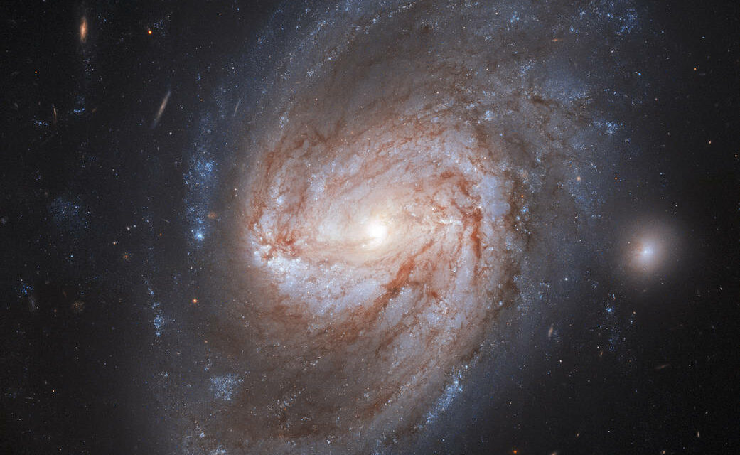 Una galassia molto luminosa per Hubble