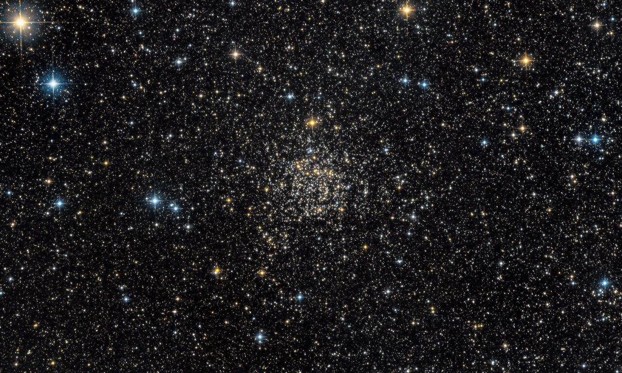 Il carbonio nella fine delle stelle