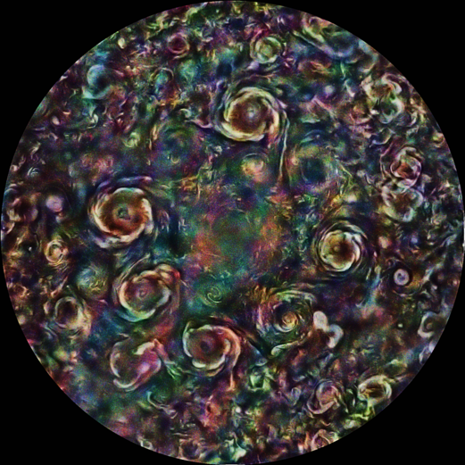 Juno: i colorati vortici di Giove
