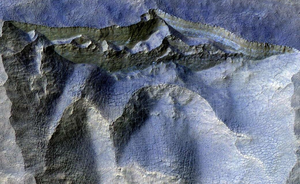 L’antico ghiaccio di Marte