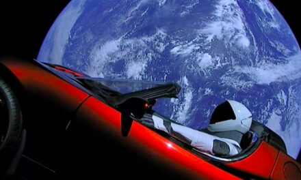 Starman vola su Marte