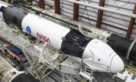 Nasa e SpaceX: certificato il primo sistema commerciale di volo spaziale