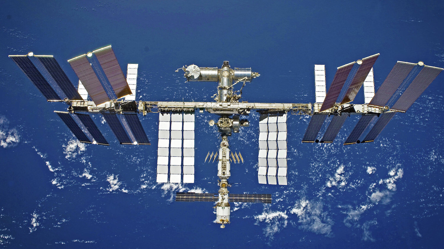 A new maneuver to prevent a collision with the International Space Station