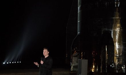 Elon Musk mette in mostra Starship