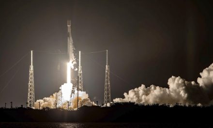Record e ritardi per SpaceX
