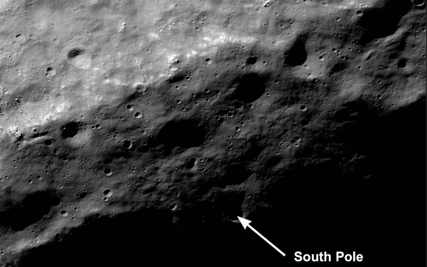 Mappe lunari per future esplorazioni umane 