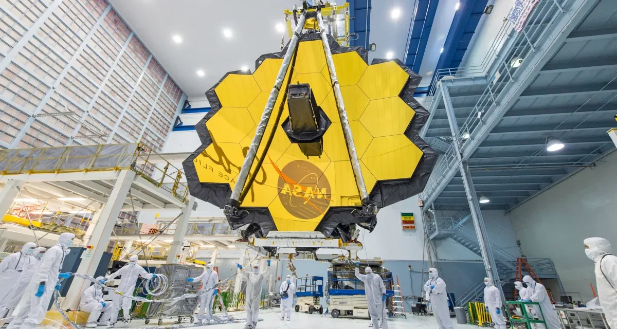 Terminata la sesta fase di allineamento del James Webb Telescope