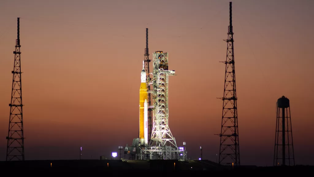 Artemis ferma al Pad 39B