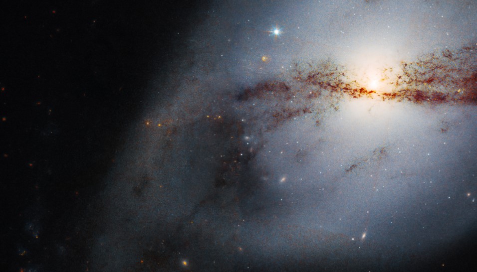 Una ‘contorsionista’ galattica