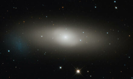 Una lenticolare extralarge per Hubble