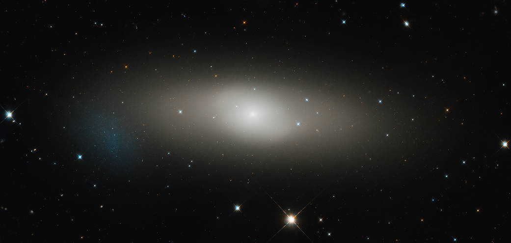 Una lenticolare extralarge per Hubble