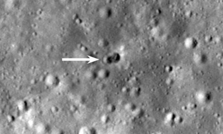 Doppio cratere da razzo sulla Luna