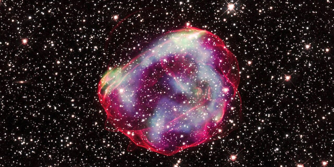 Hubble e Chandra ricostruiscono l’esplosione di una supernova