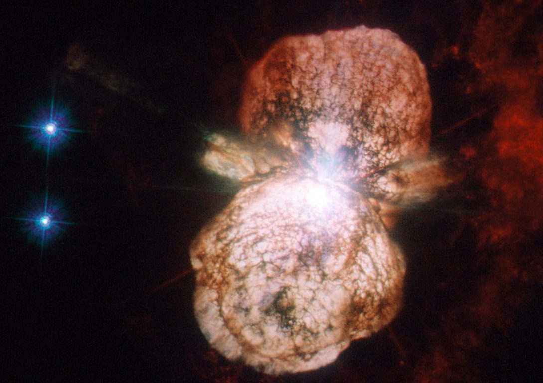 Molecole a base di silicio in una stella massiccia sull’orlo dell’esplosione