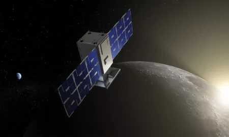 Capstone non delude: successo per il primo cubesat in orbita lunare