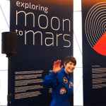 Samantha Cristoforetti alla mostra “Exploring Moon to Mars”