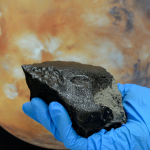 Gran varietà di composti organici nel meteorite marziano Tissint