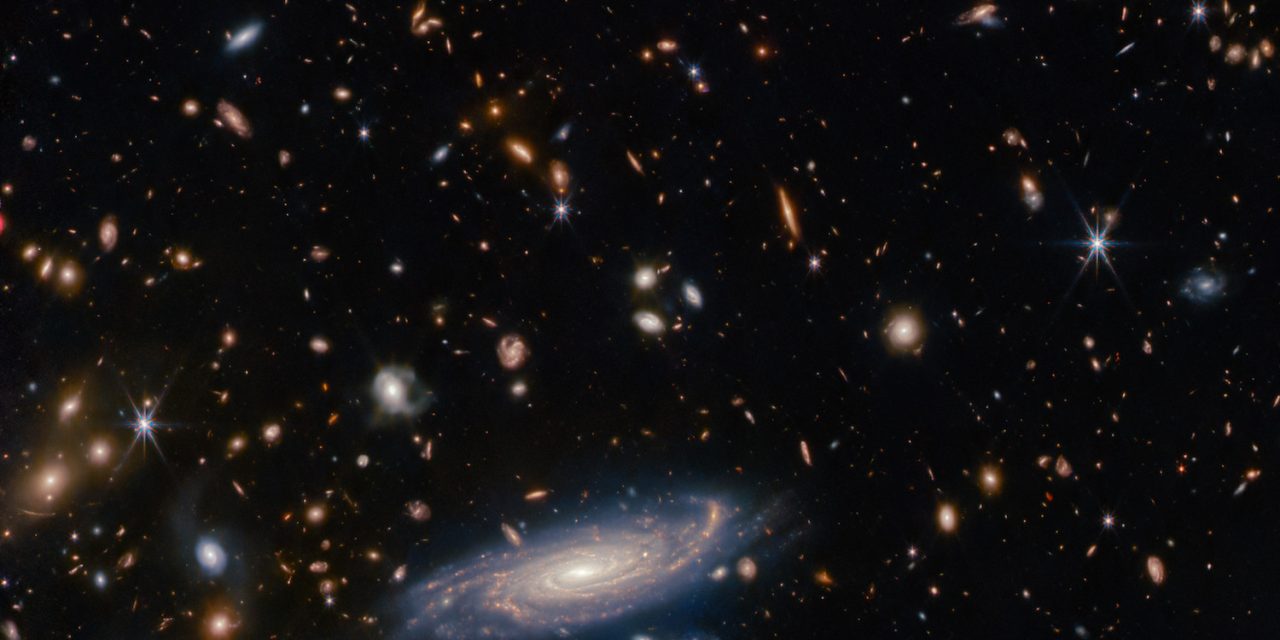 Una marea di galassie per Webb