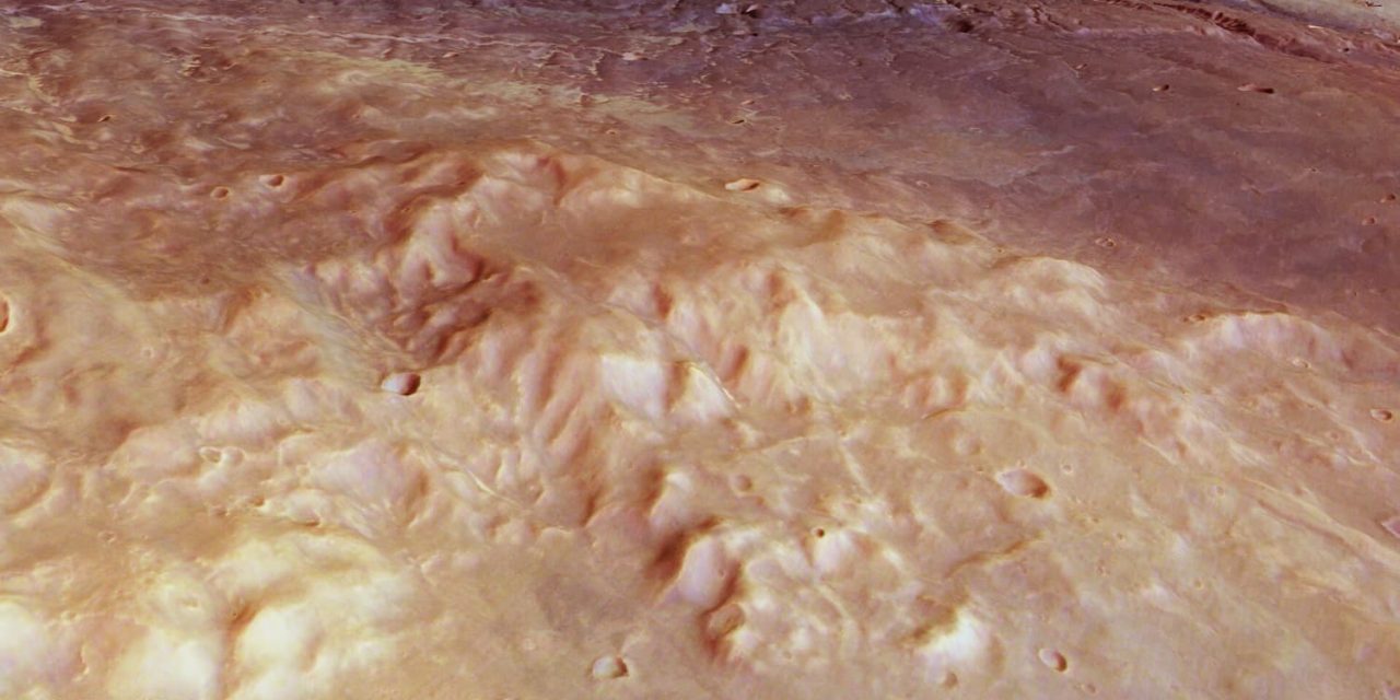 Mars Express osserva un altopiano di origine vulcanica
