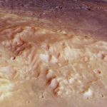 Mars Express osserva un altopiano di origine vulcanica