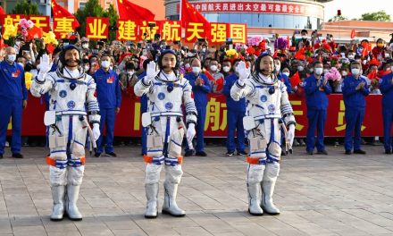 Tiangong, successo per il lancio del terzo equipaggio