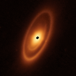 Webb penetra la polvere della misteriosa stella Fomalhaut