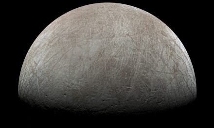 Europa, l’ipotesi della lenta evoluzione della luna gioviana