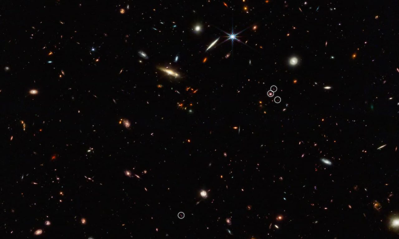 Antichi filamenti galattici nell’occhio di Webb