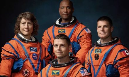 AsiTV Replay: Ecco gli astronauti di Artemis 2 che andranno verso la Luna