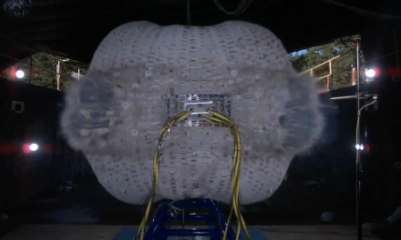 Test esplosivo per un modulo gonfiabile per stazioni spaziali